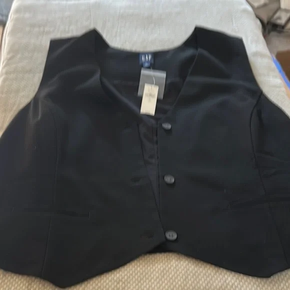 GAP | Jackets & Coats | Gap Black Vest Classic Vneck Design GAP | Jackets & Coats | Gap Black Vest Classic Vneck Design